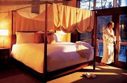 Sundara Inn And Spa Lake Delton Room photo
